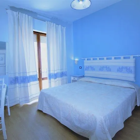 Bed and breakfast Selvaggio Blu 4*