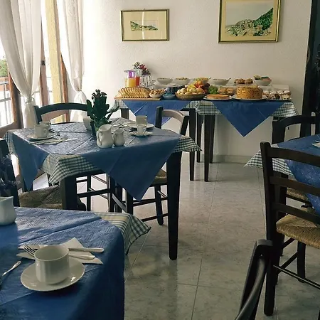 Bed & Breakfast Selvaggio Blu 4*