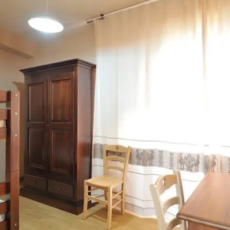 Selvaggio Blu 4* 包内伊
