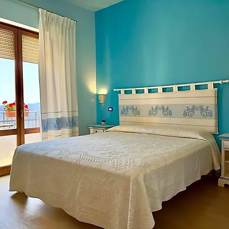 Selvaggio Blu 4*