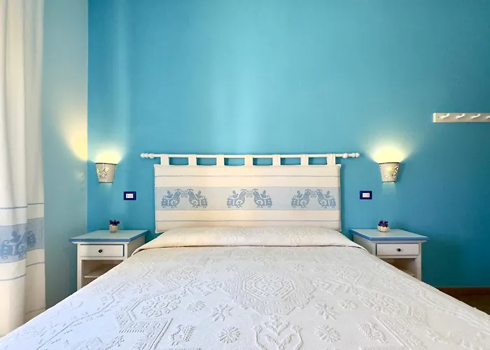 Bed & Breakfast Selvaggio Blu 4*